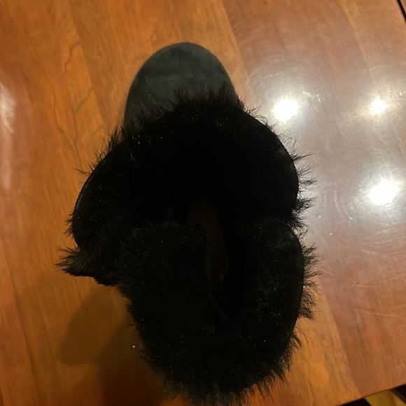 UGG Wonen’s Bailey Button II Boots Black Suede